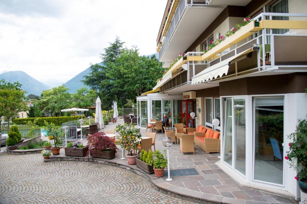 Hotel Tiffany Merano Ngoại thất bức ảnh